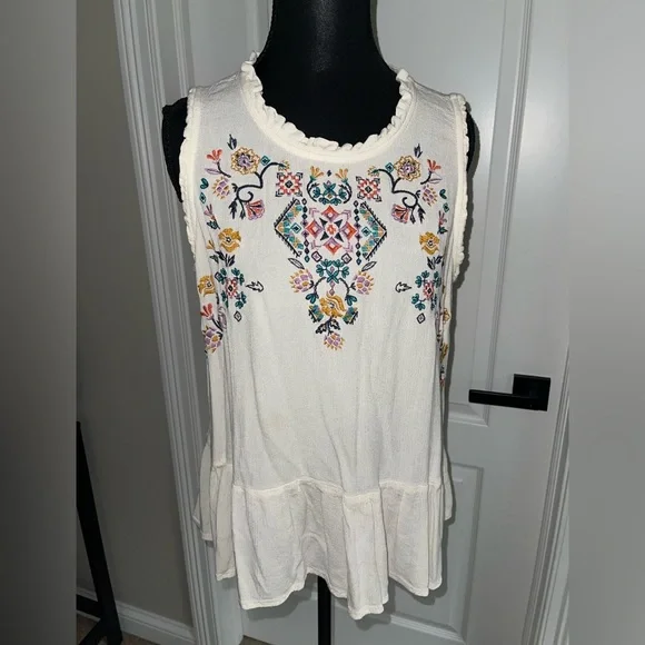 Ivory Sleeveless Embroidered Ruffled-Hem Tunic Top - Picture 1 of 3
